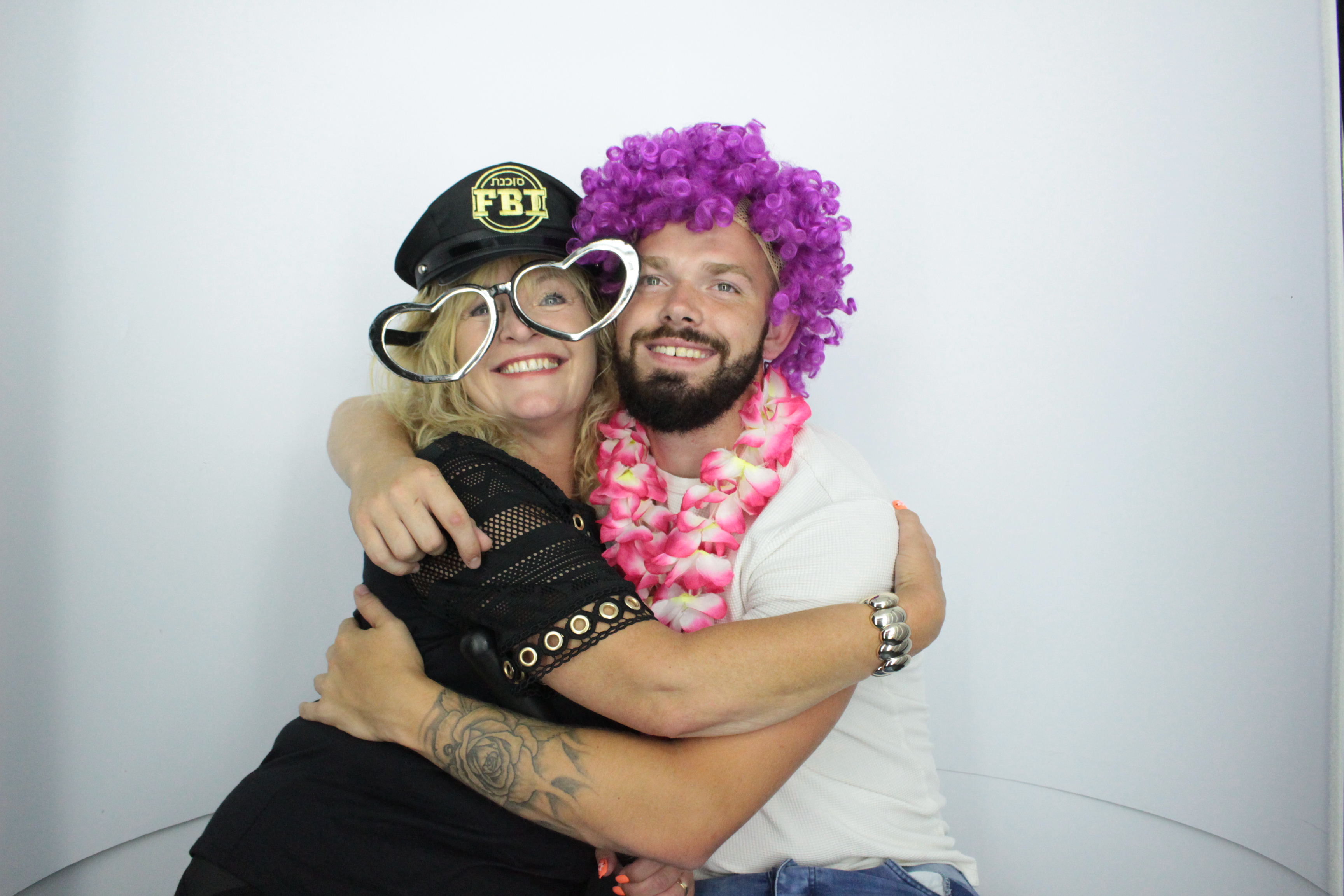 Martin & Colleen’s Joint 50th | View more photos from the event at gallery.myphotoboothexperience.co.uk/u/MyPhotoBoothExperienceLtd/Martin-Colleen’s-Joint-50th